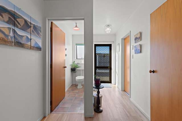 2/51 High Street Renwick_4