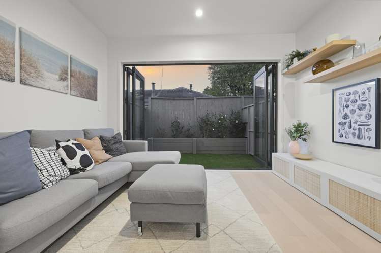 25/124 Taylors Road Mount Albert_2