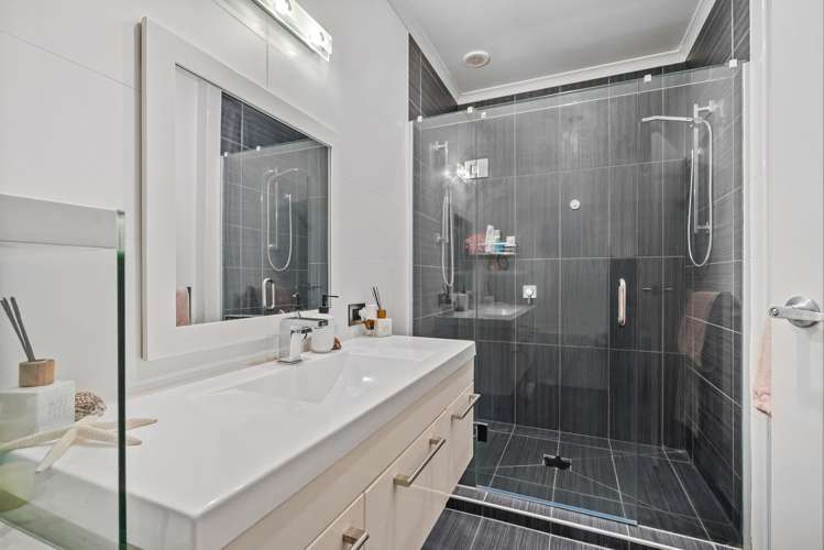 141 Dip Road Te Kamo_31