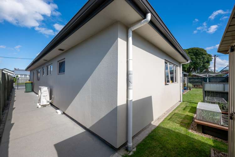 24a York Street Glenholme_21