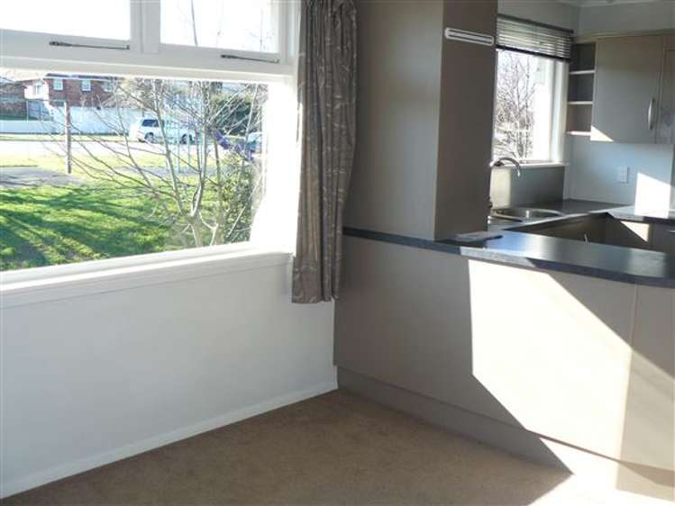 7 Livingstone Street West End_6