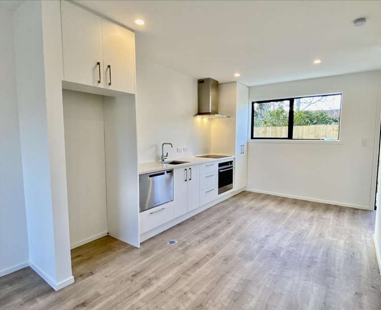 5/12 Enderby Drive 1801_13