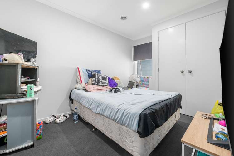 2/113 Knighton Road_5
