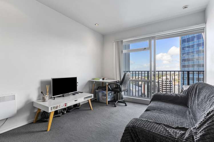 24I/16 Gore Street_5