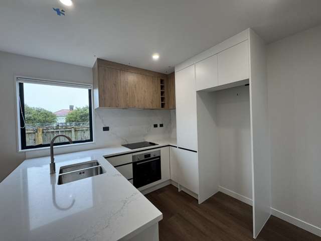 3/20 Luke Street 10057_1