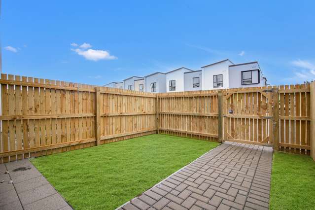 4 Aumarire Lane Favona_3