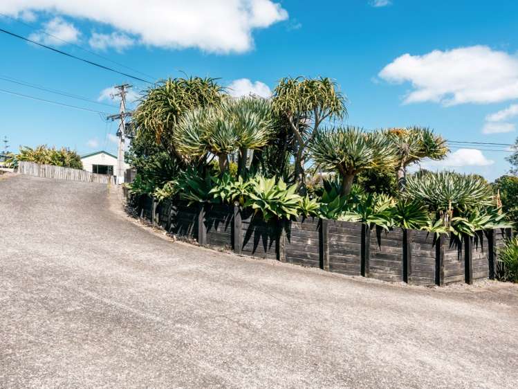 19 Jellicoe Parade Surfdale_10