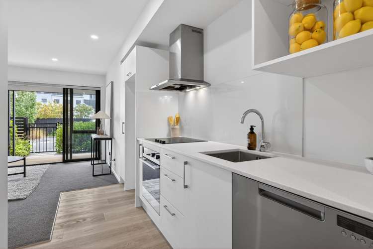 4/142 Leinster Road Merivale_4