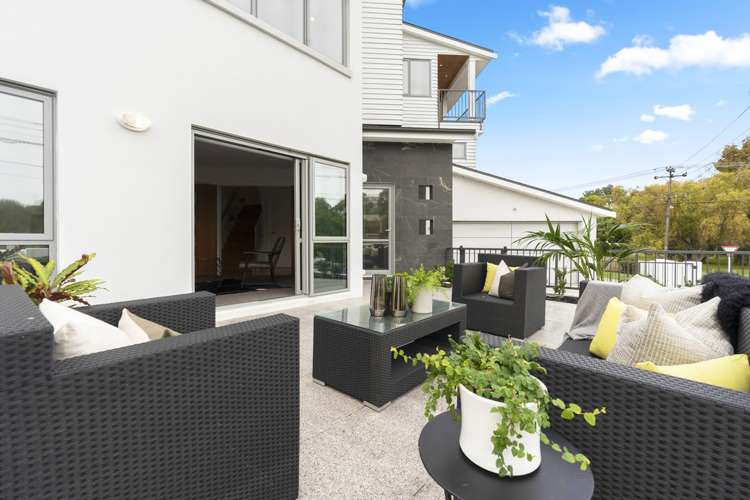 17 Handley Avenue Narrow Neck_2