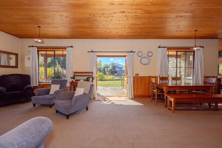 7 Mclellan Place Albert Town_5