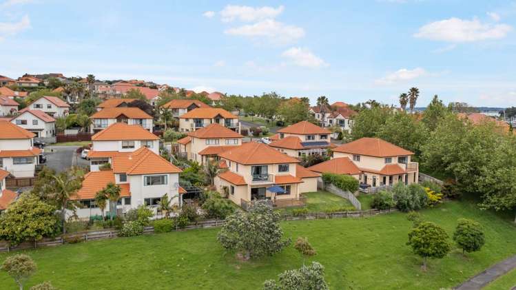 42 Parkwood Crescent Gulf Harbour_26