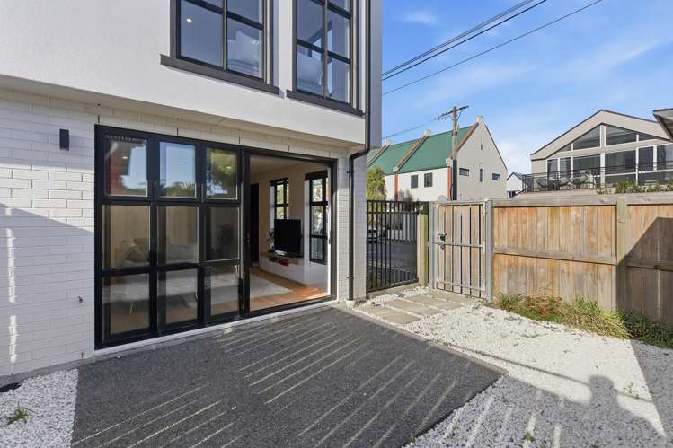 1/13 Moa Place Christchurch Central_18