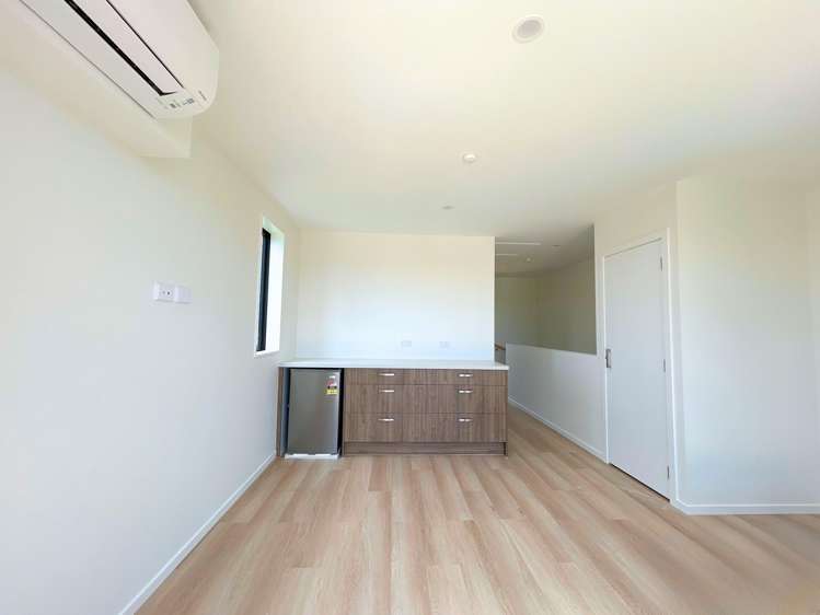 10 & 12 Humphreys Place Mangere_13