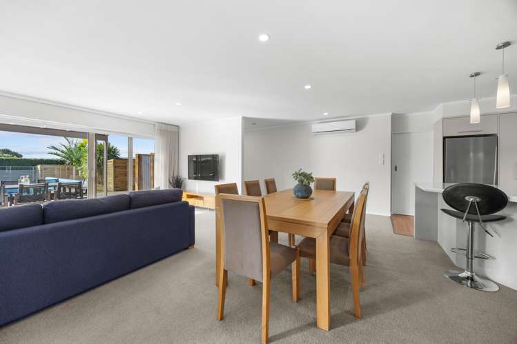 8 Rachael Place Farm Cove_8