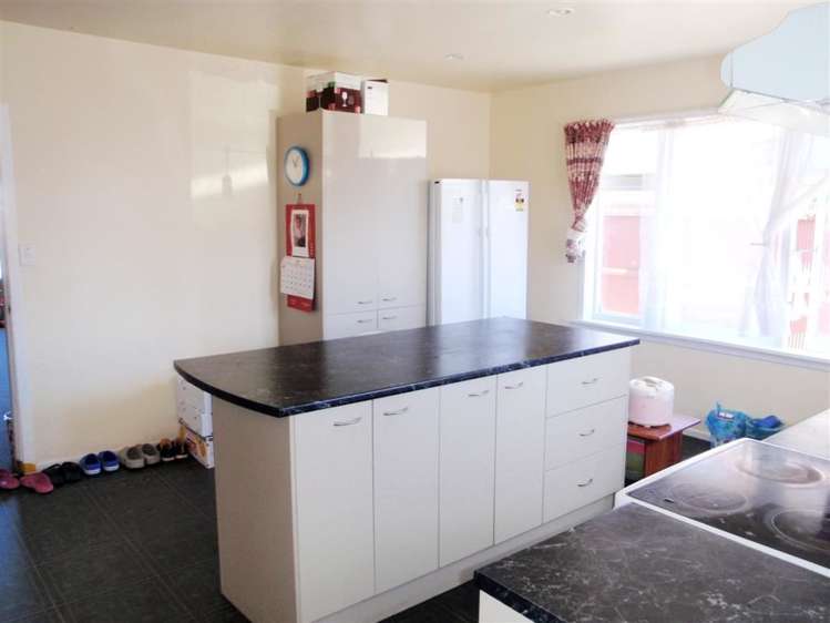 39 Neill Street Hornby_2