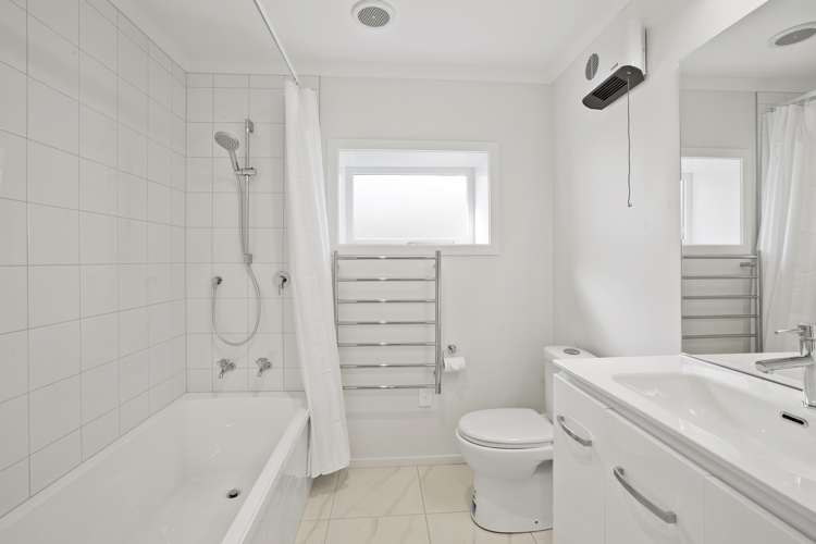 209 Devon Street West New Plymouth Central_5