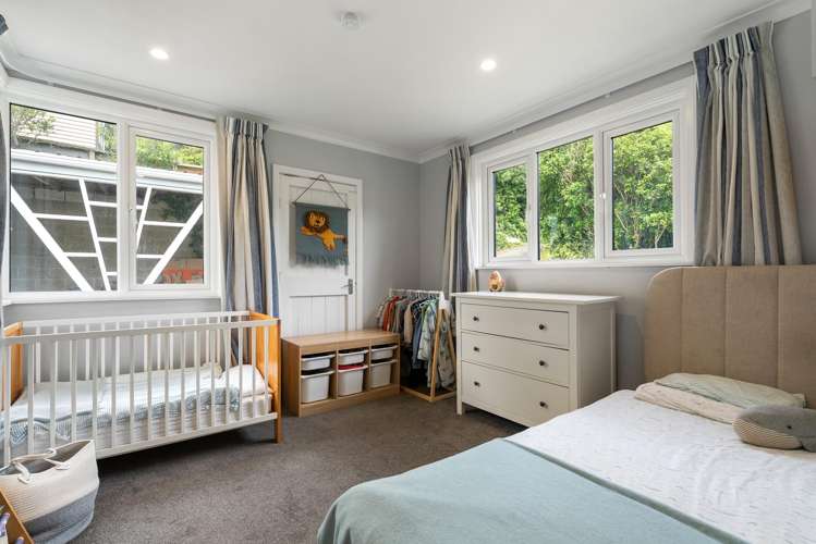 16 Waru Street Khandallah_14