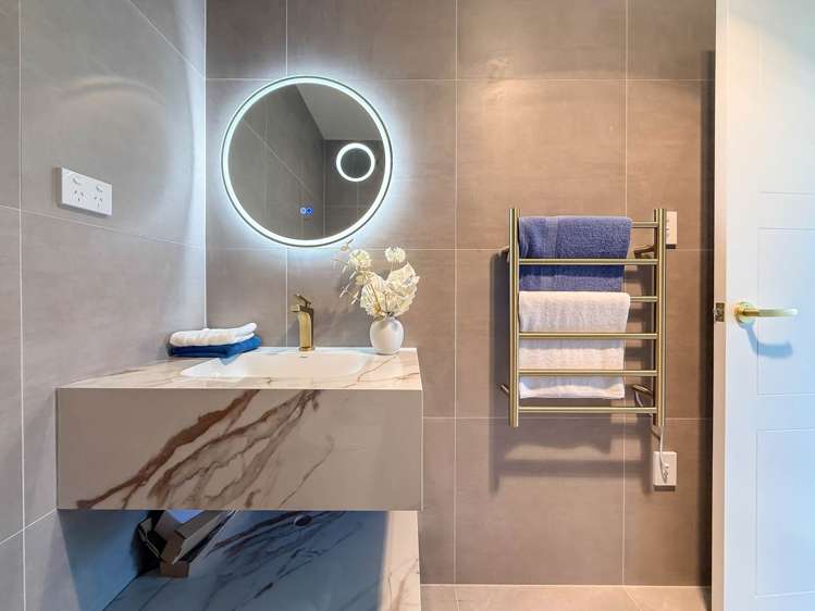 1/11&13 Tabitha Crescent Henderson_16