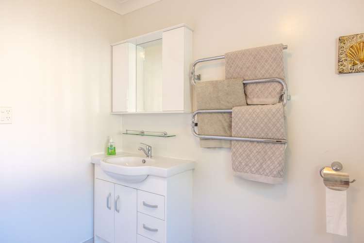 49 Natzka Road Ostend_21