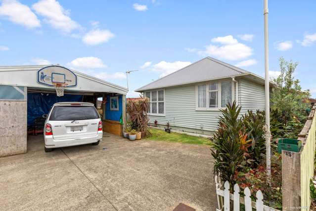 15 Dolbel Place Mangere East_3