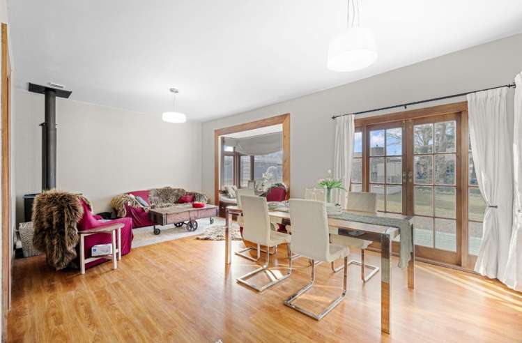 5669A West Coast Road Springfield_6