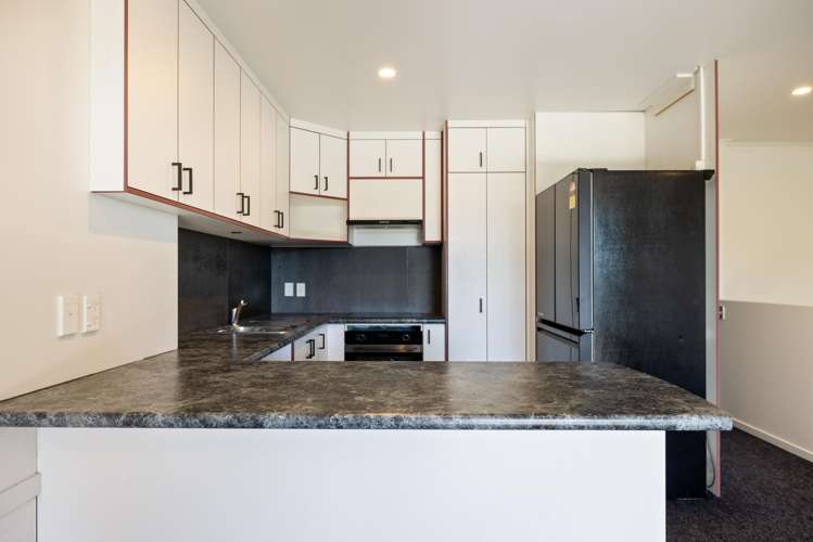 10 Thackers Quay Woolston_15