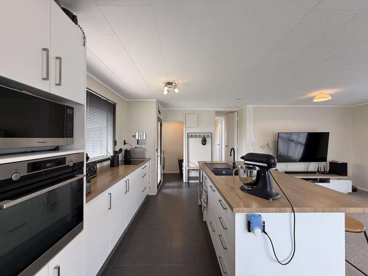 18 Aratapu Street Waitara_7