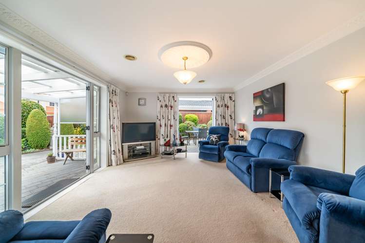 19 Comeskey Grove Elderslea_9