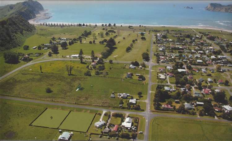 9 Parkinson Street Tolaga Bay_1