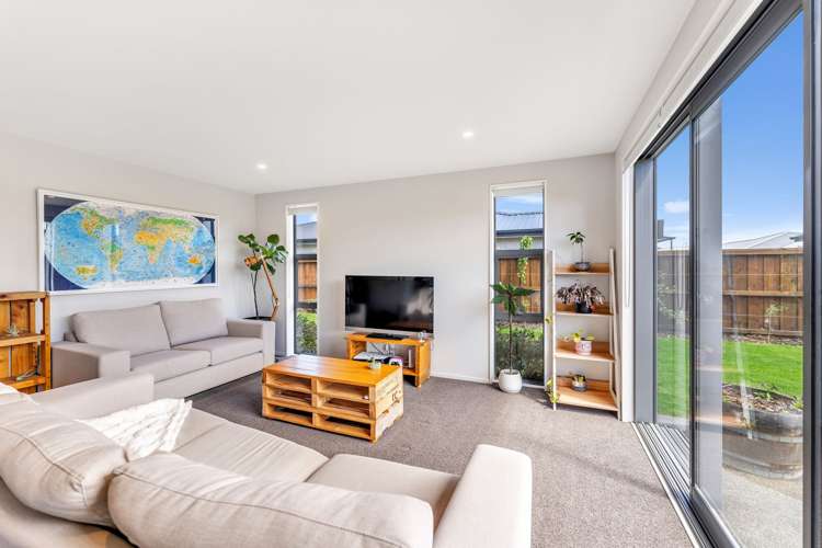 6 Burrow Street Rolleston_6