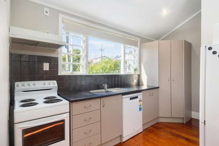 79a Taylor Street Blockhouse Bay_16