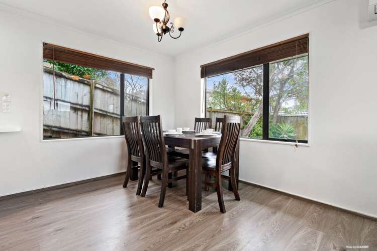 10 Earnslaw Crescent Clover Park_6