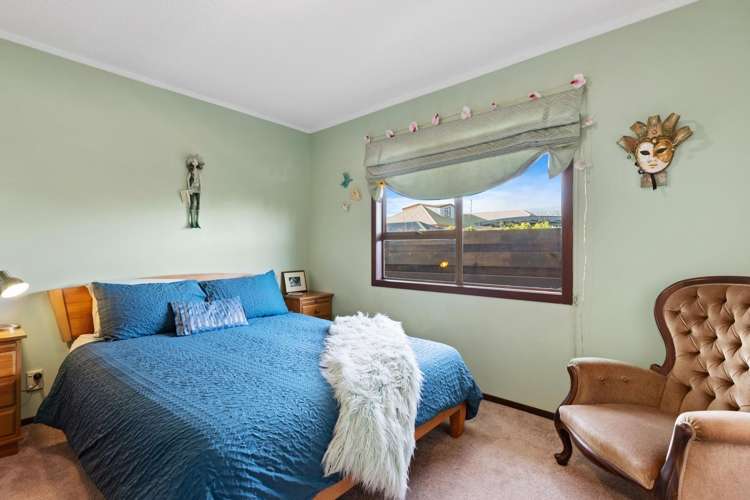 341 Levers Road Matua_25