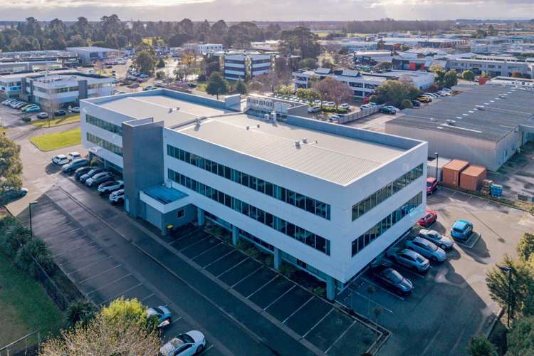 5 Sir William Pickering Drive Burnside_17