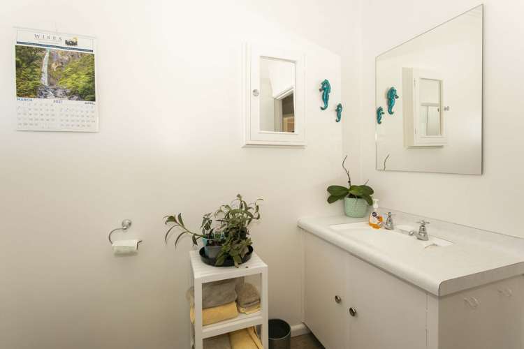 2/195 Walnut Avenue Ashburton_7