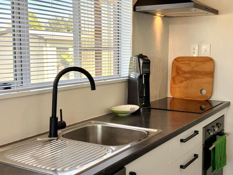 54 Ross Street Grasmere_10