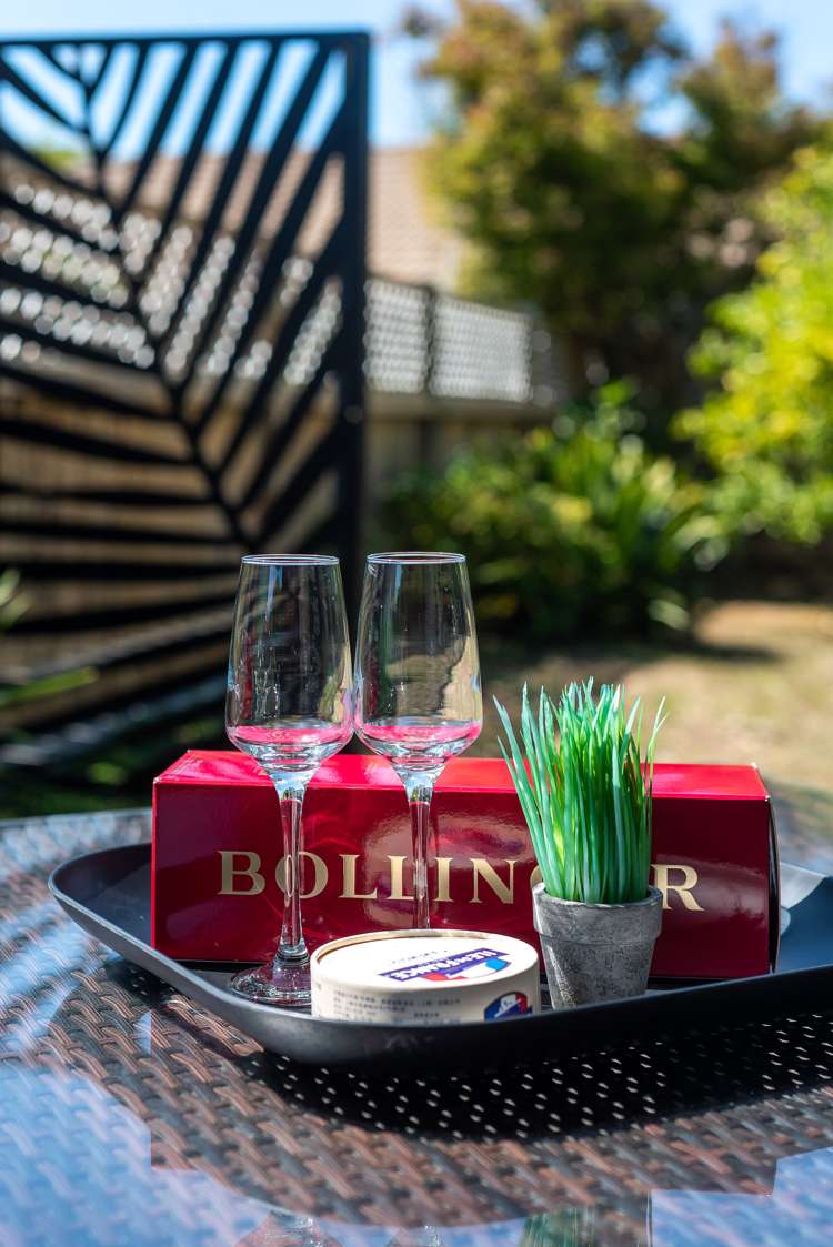 26 Nicholas Road Somerville_19