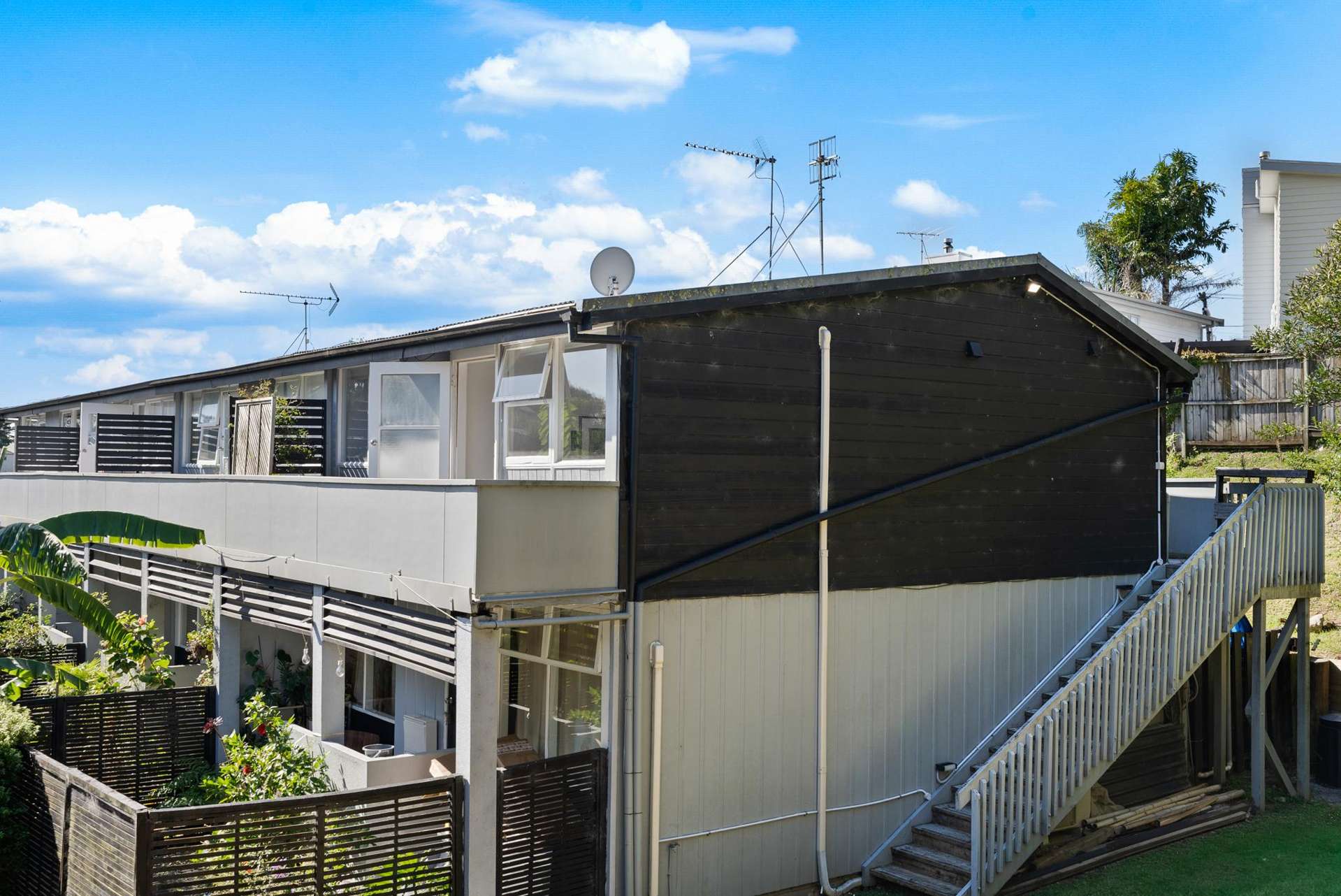 8/11 Don Croot Street Morningside_0