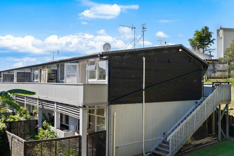 8/11 Don Croot Street Morningside_10