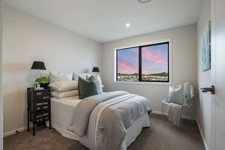 101 Skulander Crescent Millwater_33
