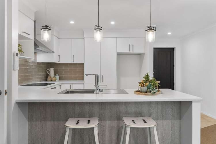 55 Inverness Drive Pyes Pa_13