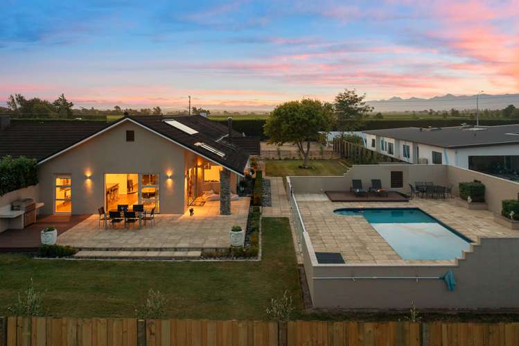 183 Battys Road Burleigh_64