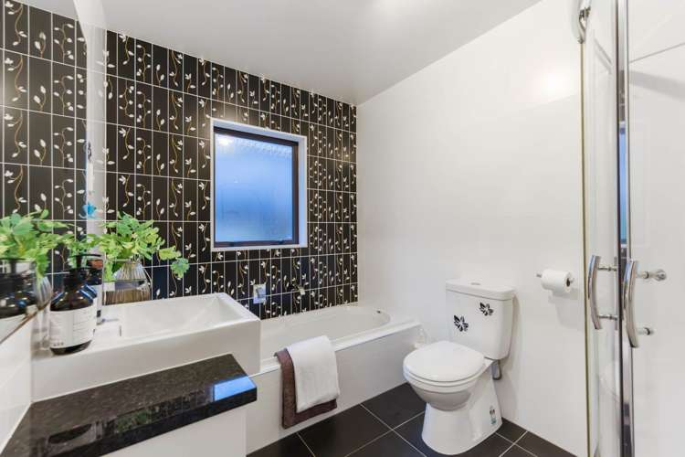 17 Lakeridge Close Northcross_19