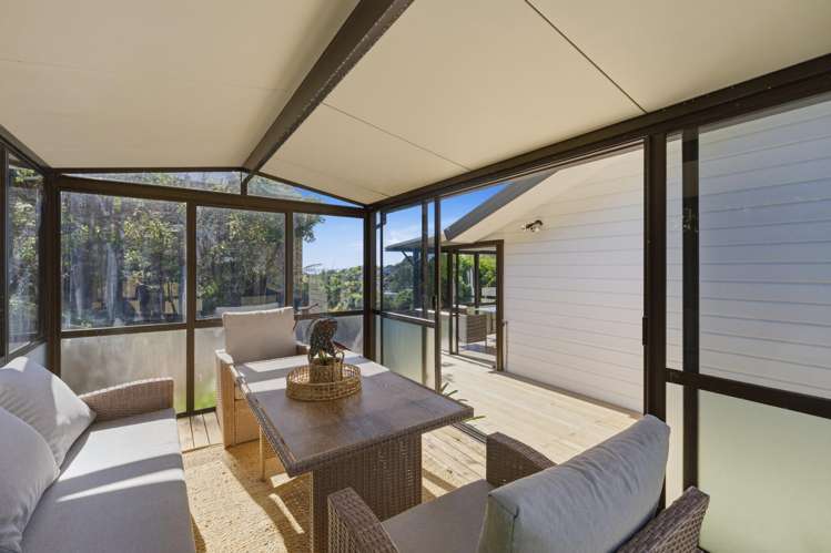 2 Seaford Place Murrays Bay_21