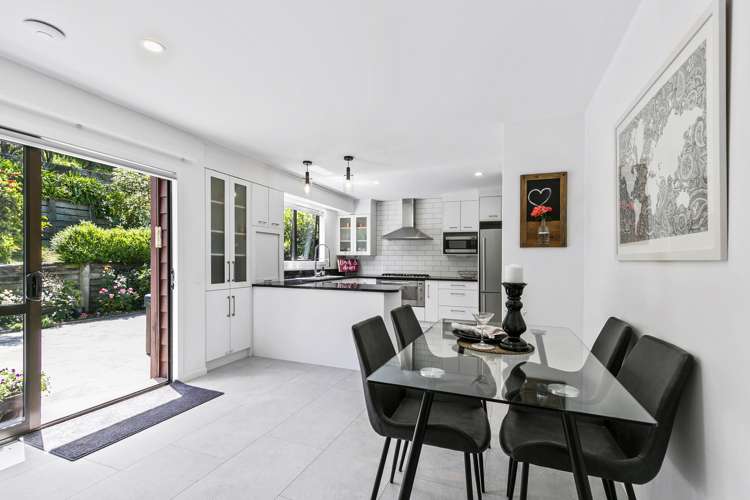 29 Burbank Crescent Churton Park_3