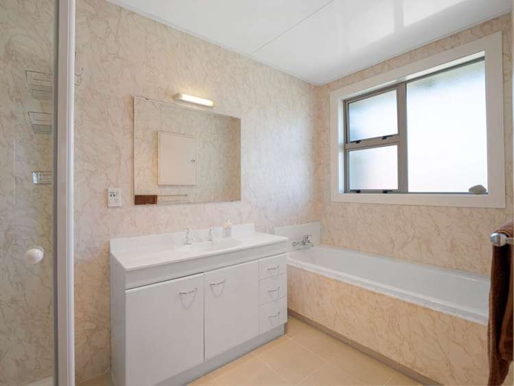 95/97 Main Road Clinton_15