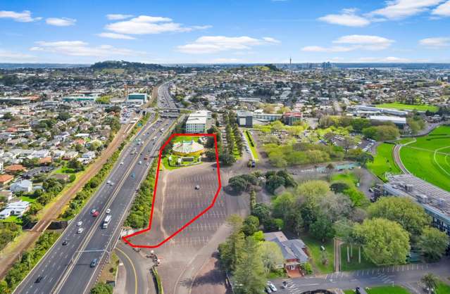 Racing club selling off multi-million-dollar carpark at Ellerslie Racecourse