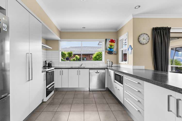 75 Russell Robertson Drive Havelock North_3