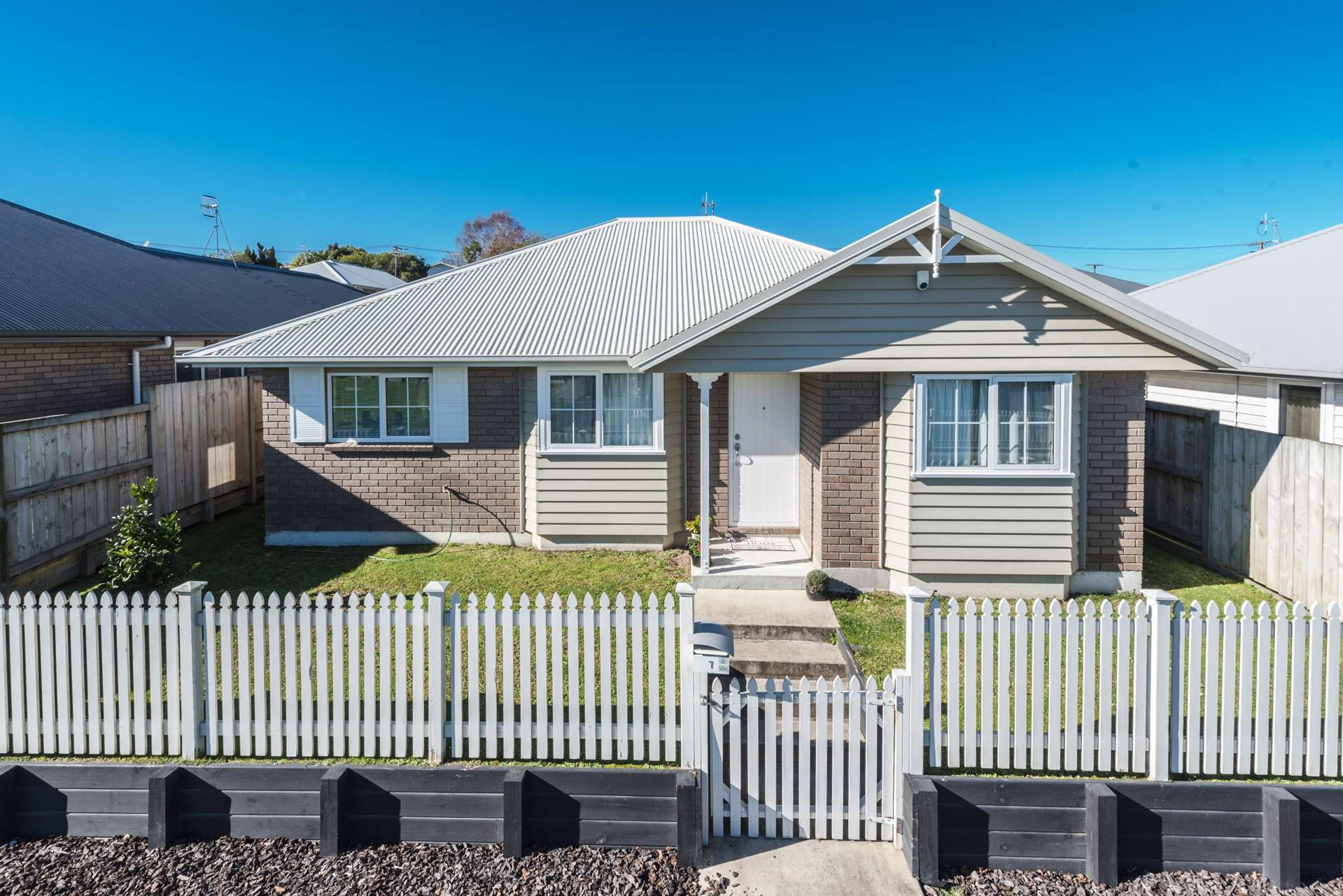 7 Queens Park Crescent Frankton_0