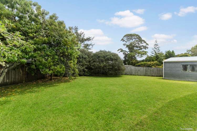 86 Lauderdale Road Birkdale_16